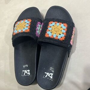 Sandals 8.5